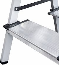 Стремянка двухсторонняя стальная с алюминиевыми ступенями 130 мм и площадкой 350х260 мм NV1147.5